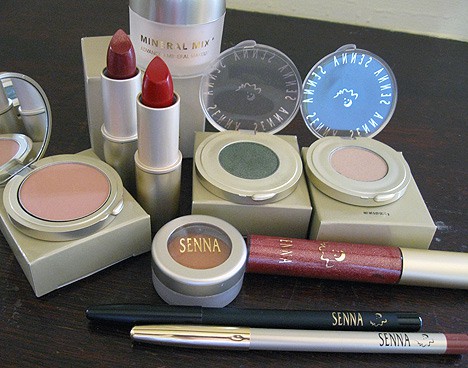 Raffle for the Rescues – Senna Cosmetics