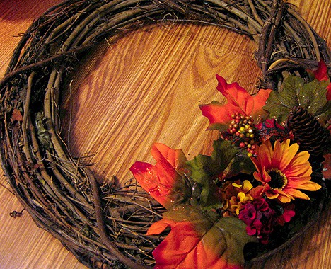 DIY Seasonal Door Wreath