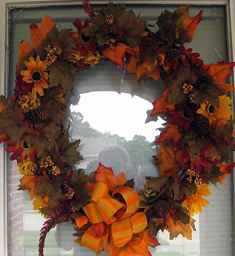 DIY Seasonal Door Wreath 