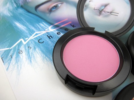 MAC Trés Beautiful – Trés Cheek Review