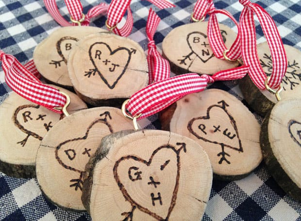 DIY: Valentine's Wooden Heart Wreath