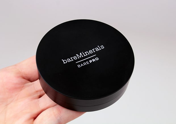 We Heart This shares a bareMINERALS barePro Performance Wear Powder Foundation review and set of swatches. See if this is a product for you.