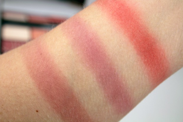 beauty-blogger-gift-picks-nars-unfiltered-1-cheek-palette-swatches-d