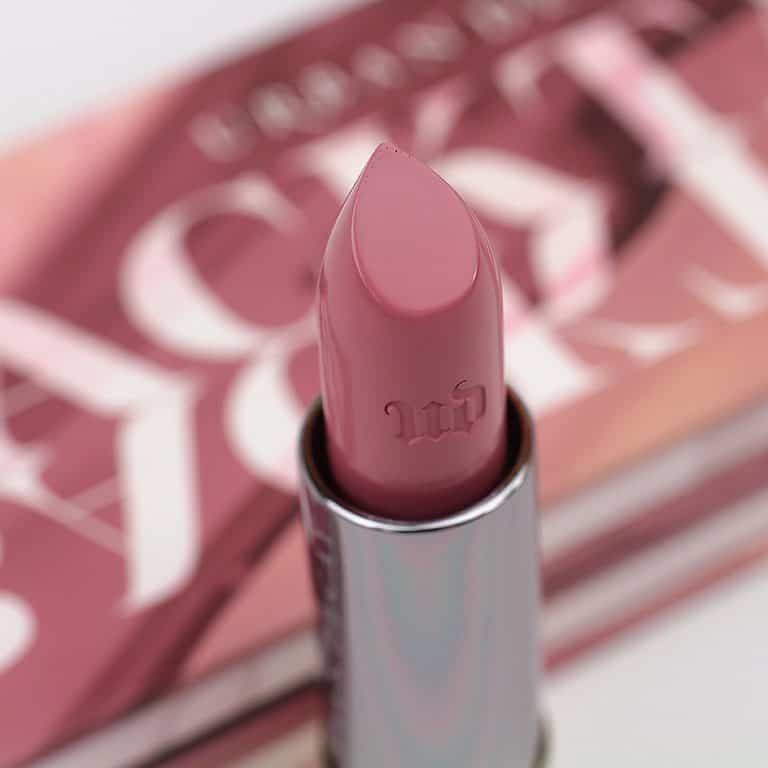 An Eyeshadow Palette Based on a Lipstick? It’s a Genius Idea…