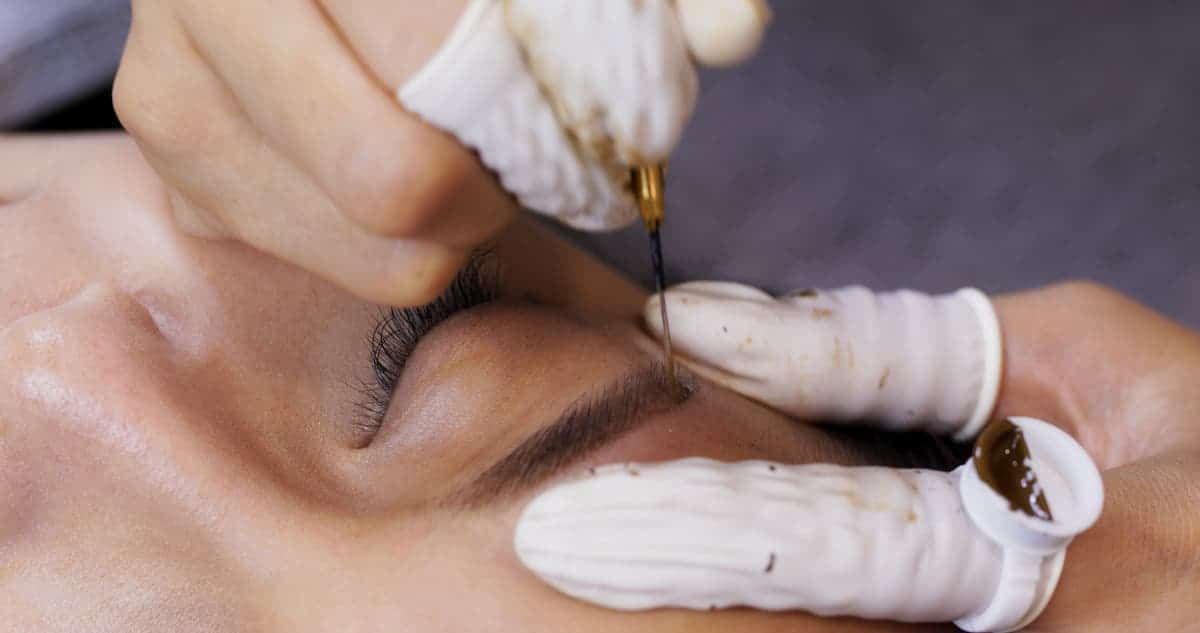 Best Microblading Pigment: Top 8 Microblading Ink Every Artist Needs