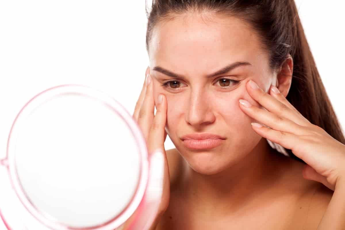 8 Best Foundations for Large Pores & Wrinkles