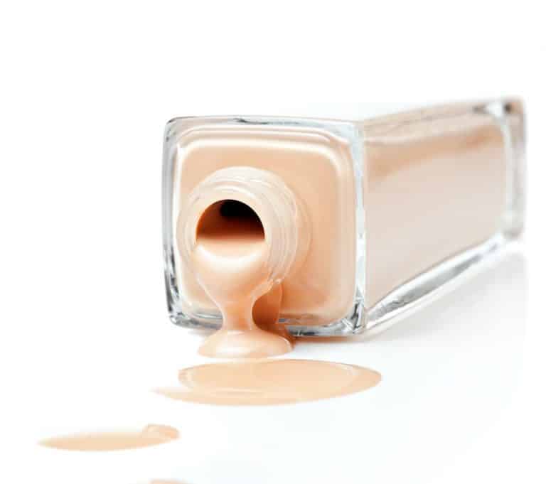 9 Best Foundations With Hyaluronic Acid