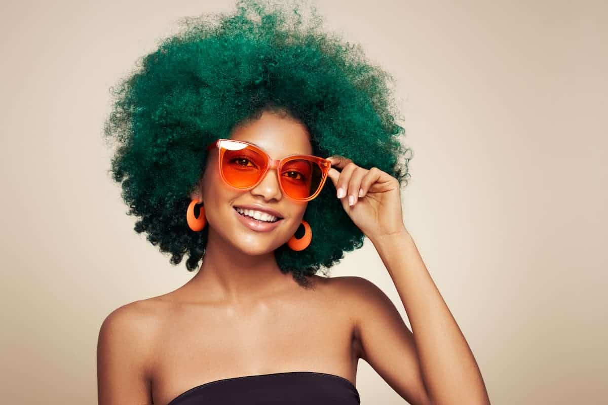 The Fool-Proof Guide to Dyeing Curly Hair Without Damage