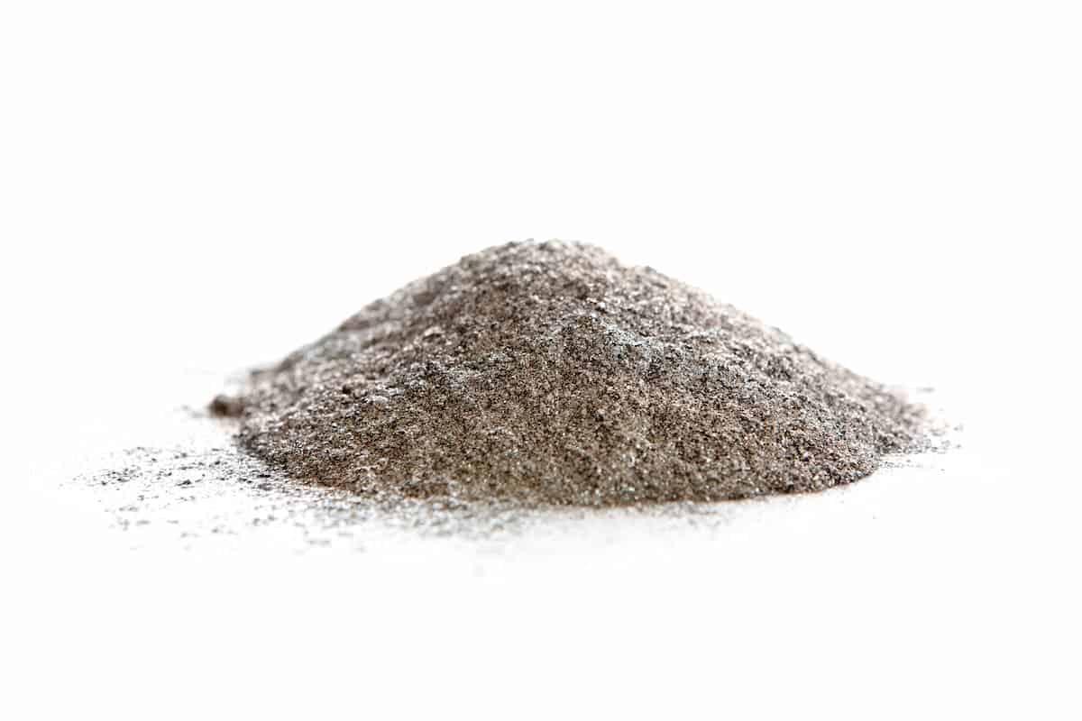 Is Mascara Bad For Your Eyelashes? Here's The Truth.