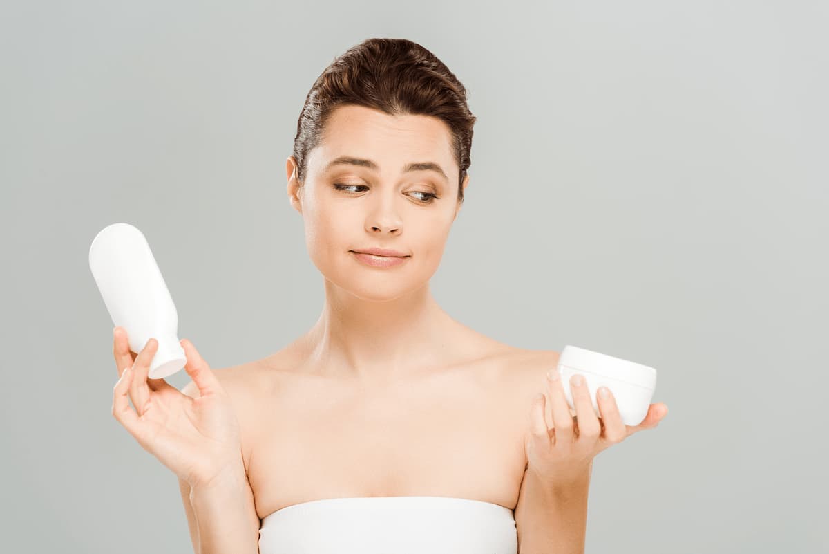krise Svig Koncession Lotion vs Moisturizer: How Can You Tell The Difference?