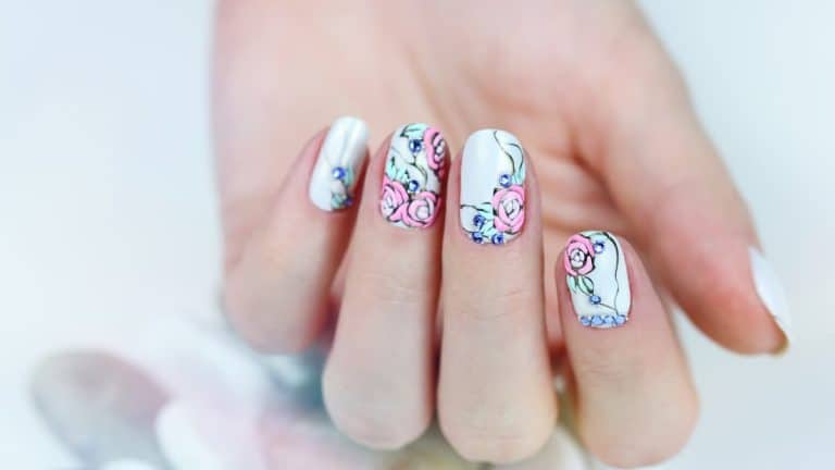 how-much-does-a-manicure-cost-how-much-to-tip