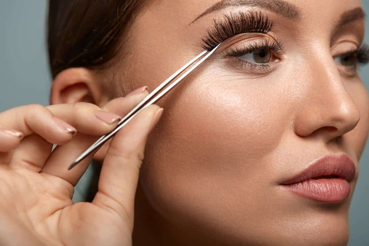 10 Top Fake Eyelashes for Beginners: Enjoy Easy Application!