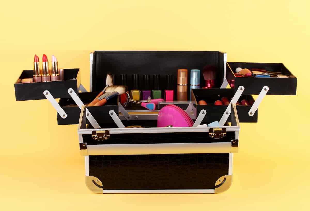 10 Top Makeup Train Cases You Need In 2024