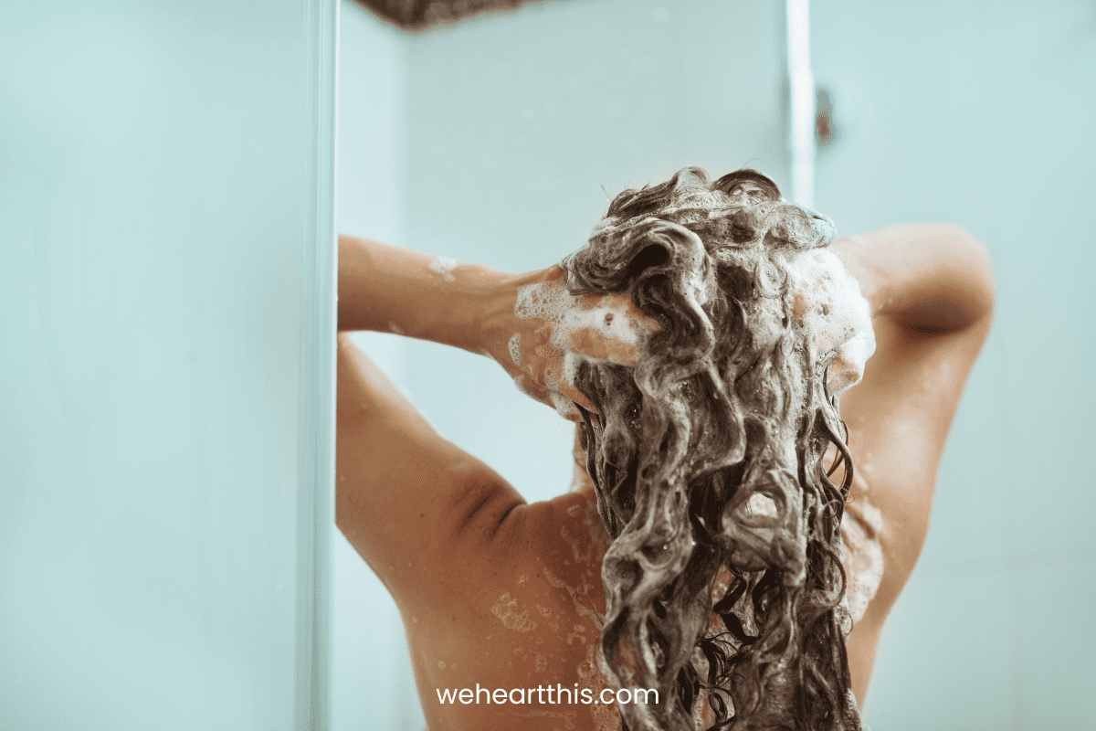 9 Best Shampoos for Soft Water For Healthy Hair + Scalp