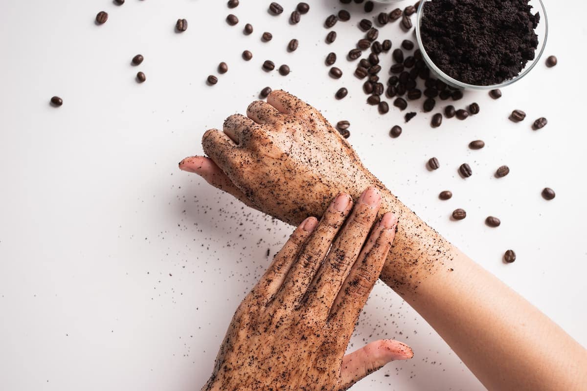 8 Benefits Of Coffee Scrubs + DIY Coffee Scrub Recipes!