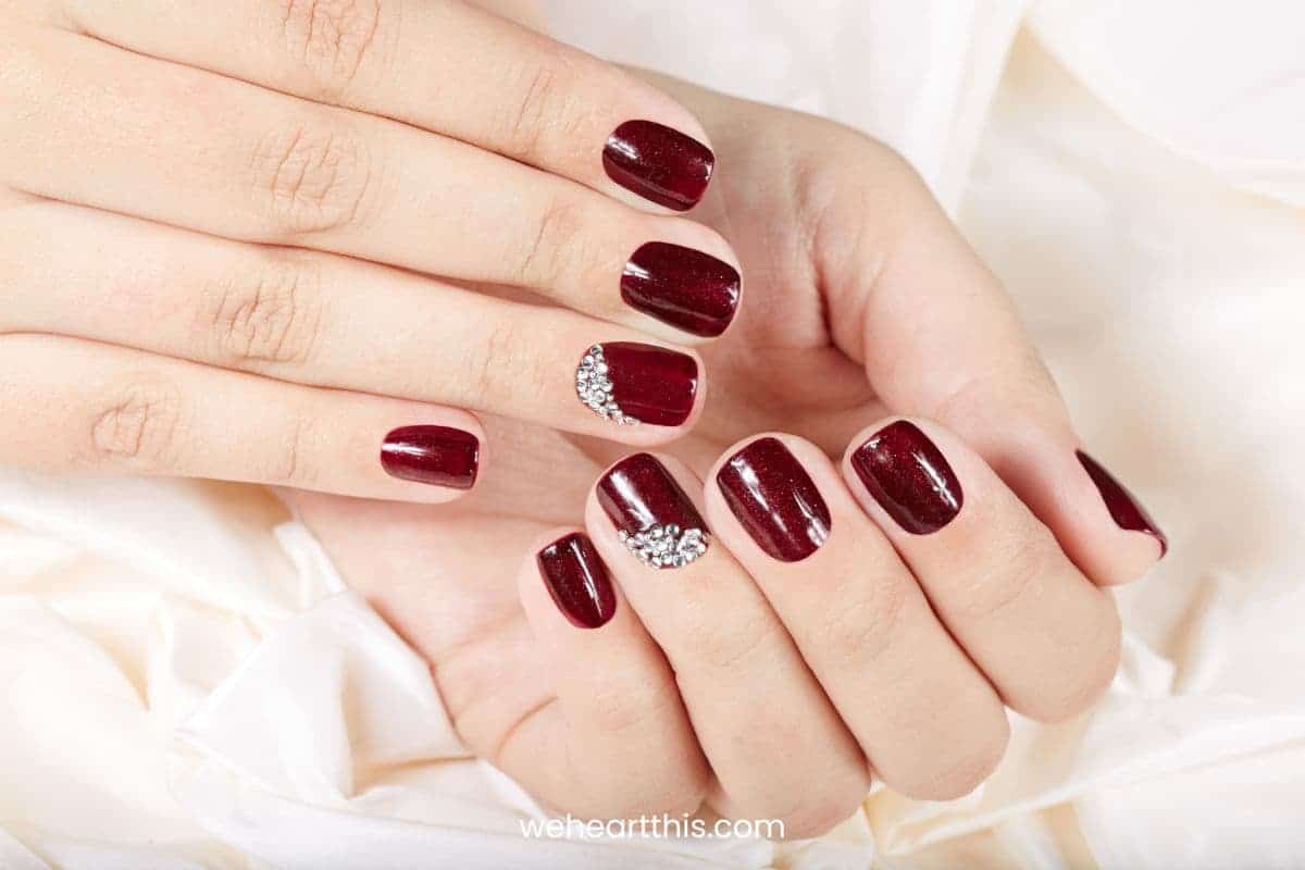 32 Trendy Designs For Short Square Nails We're Obsessing Over