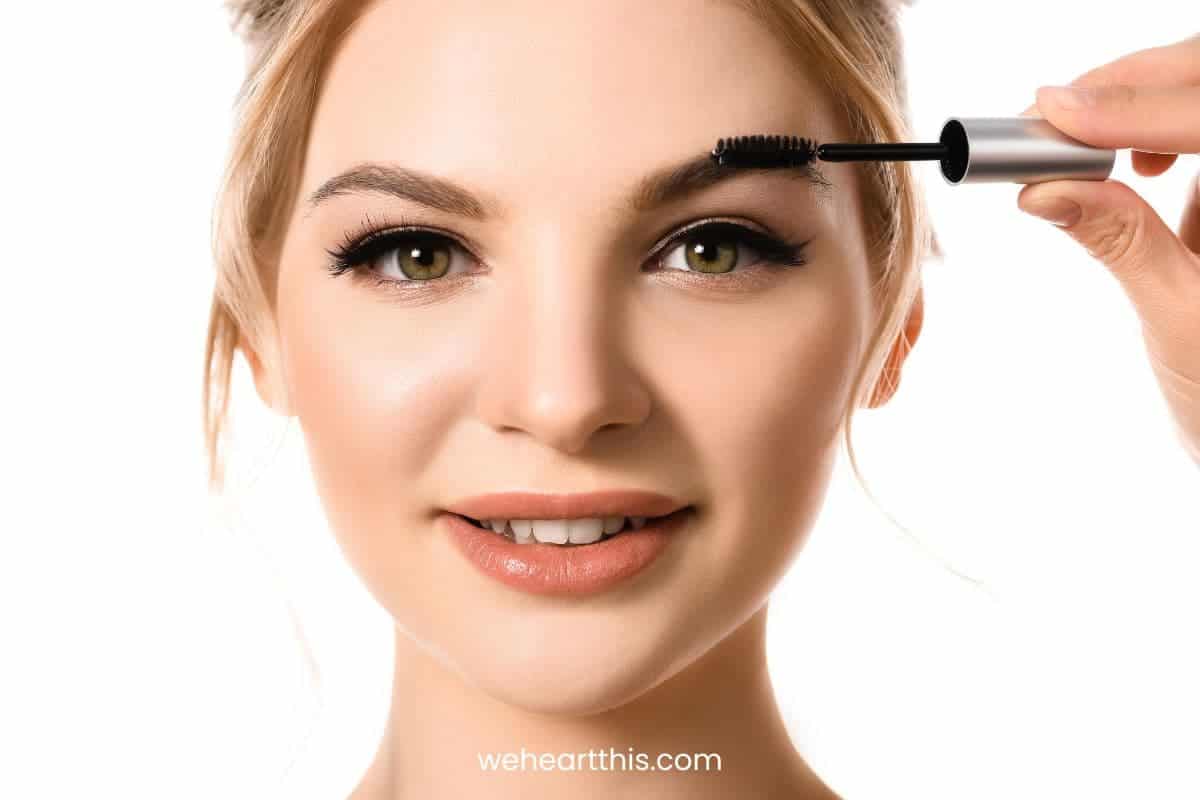 16 Types of Makeup Brushes + How To Use Each One