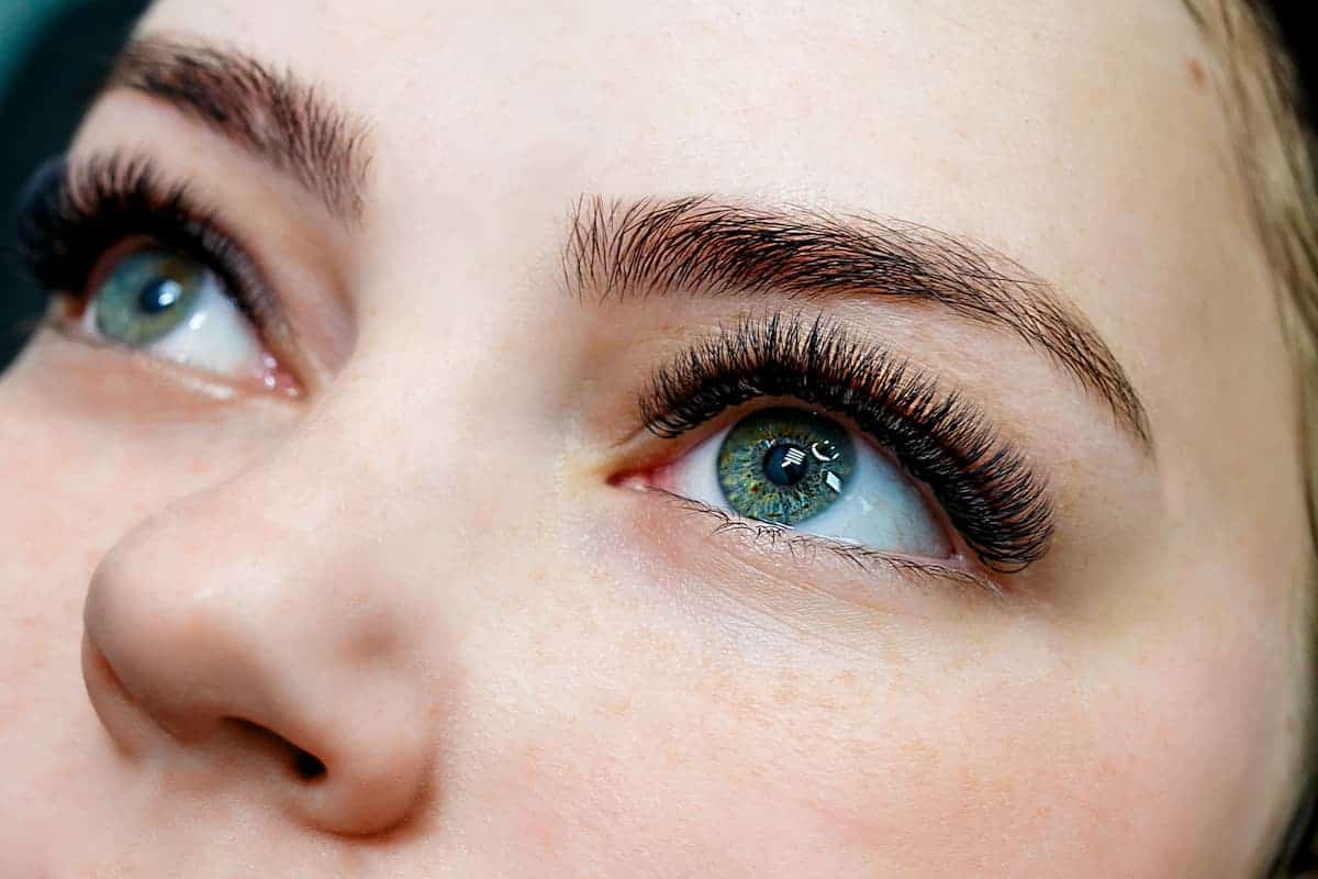 Volume Eyelash Extensions 101 Should You Get Them?