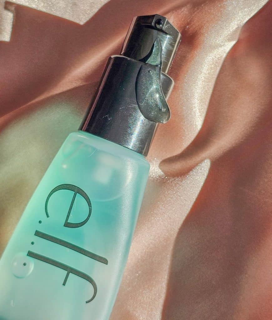 A bottle of water-based elf power grip primer and its texture