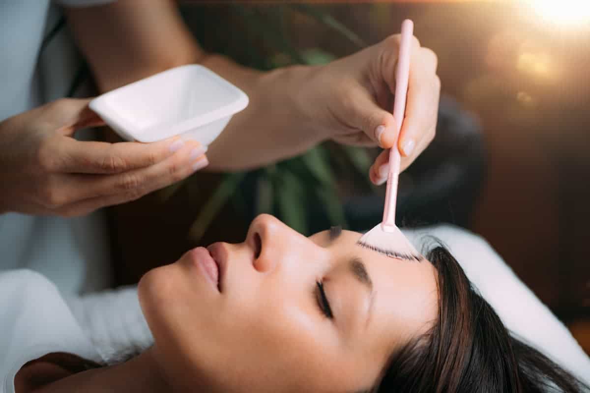 9 Top at-Home Chemical Peels for Hyperpigmentation