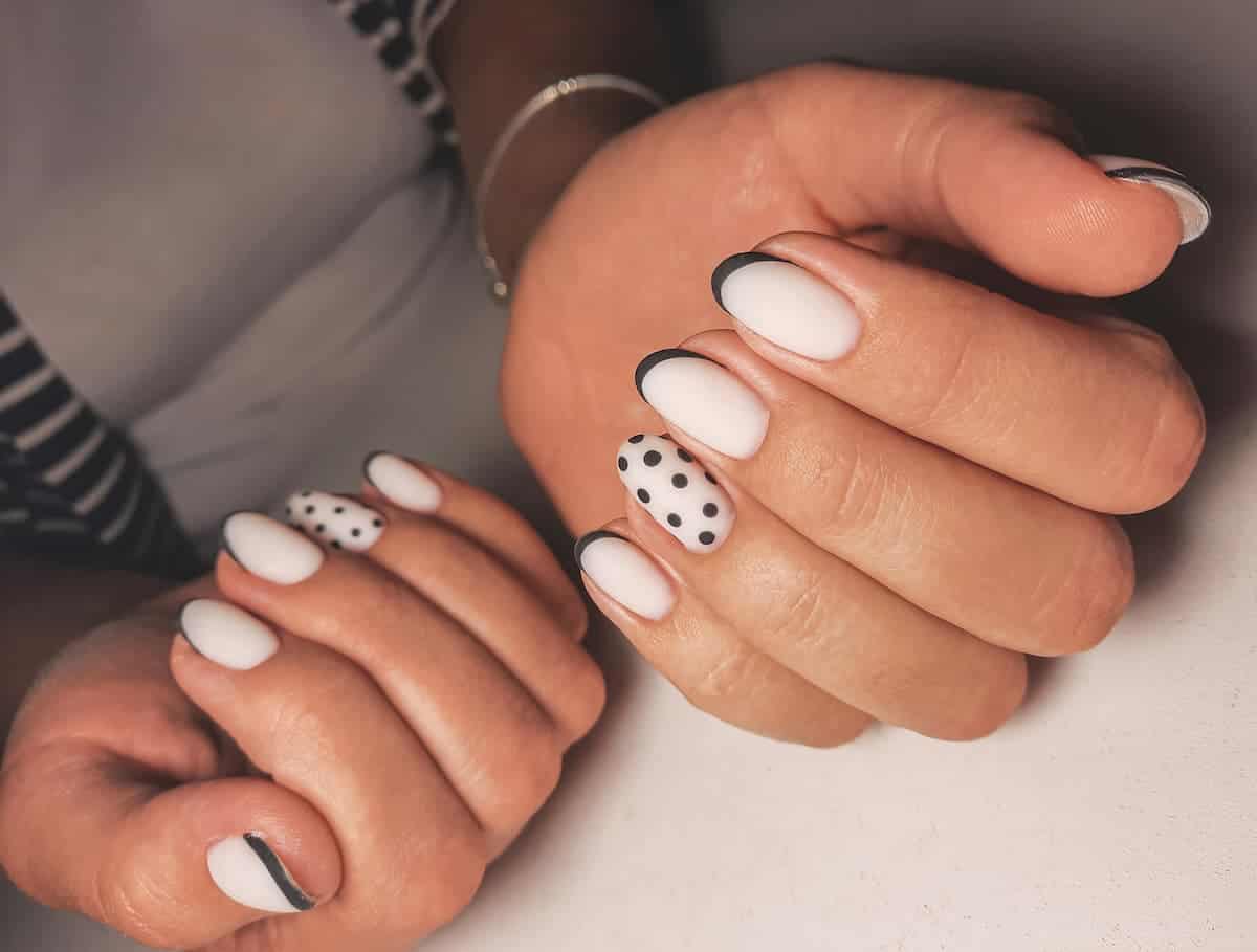 69 Black and White Nails For A Trendy Mani