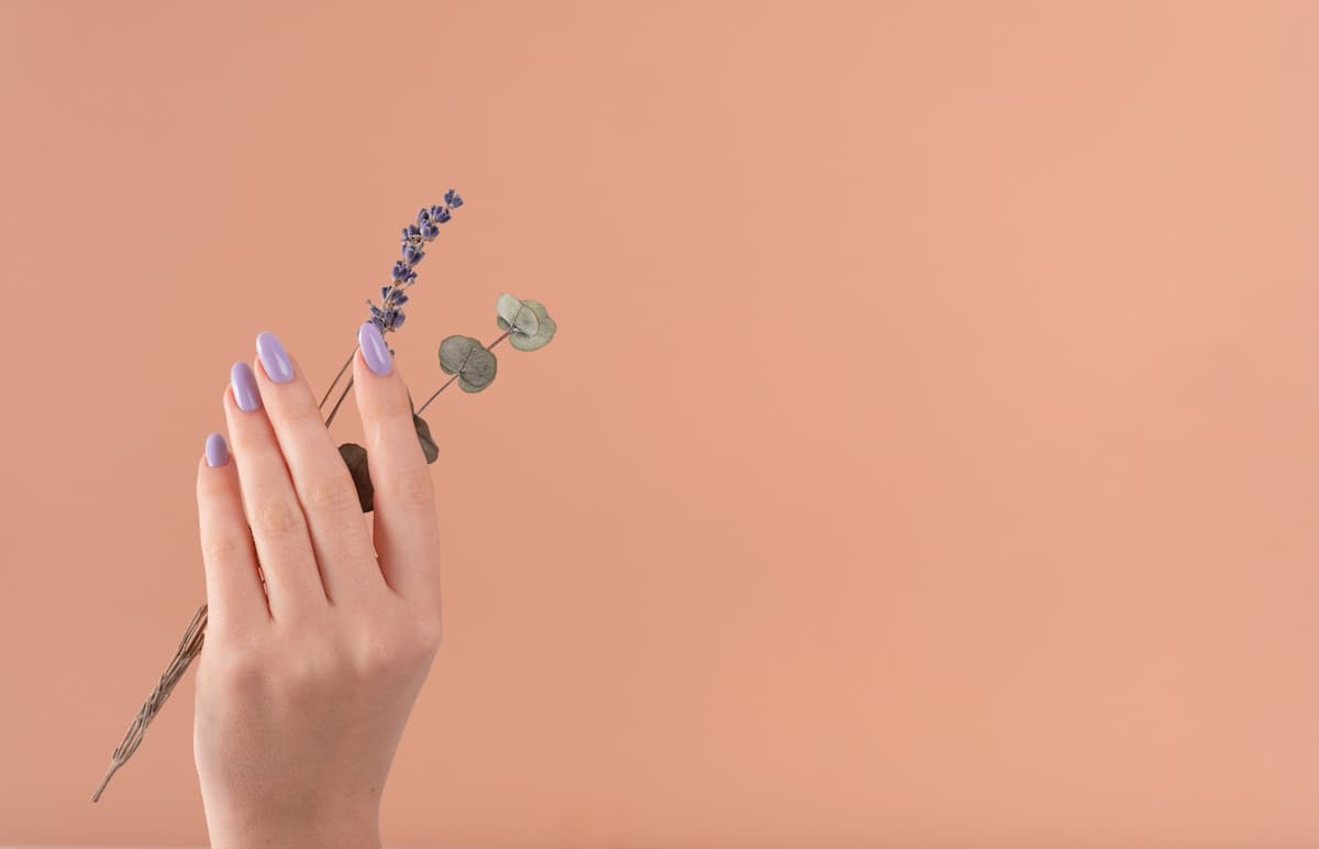 50 Prettiest Lavender Nail Designs for Soft Springtime Looks