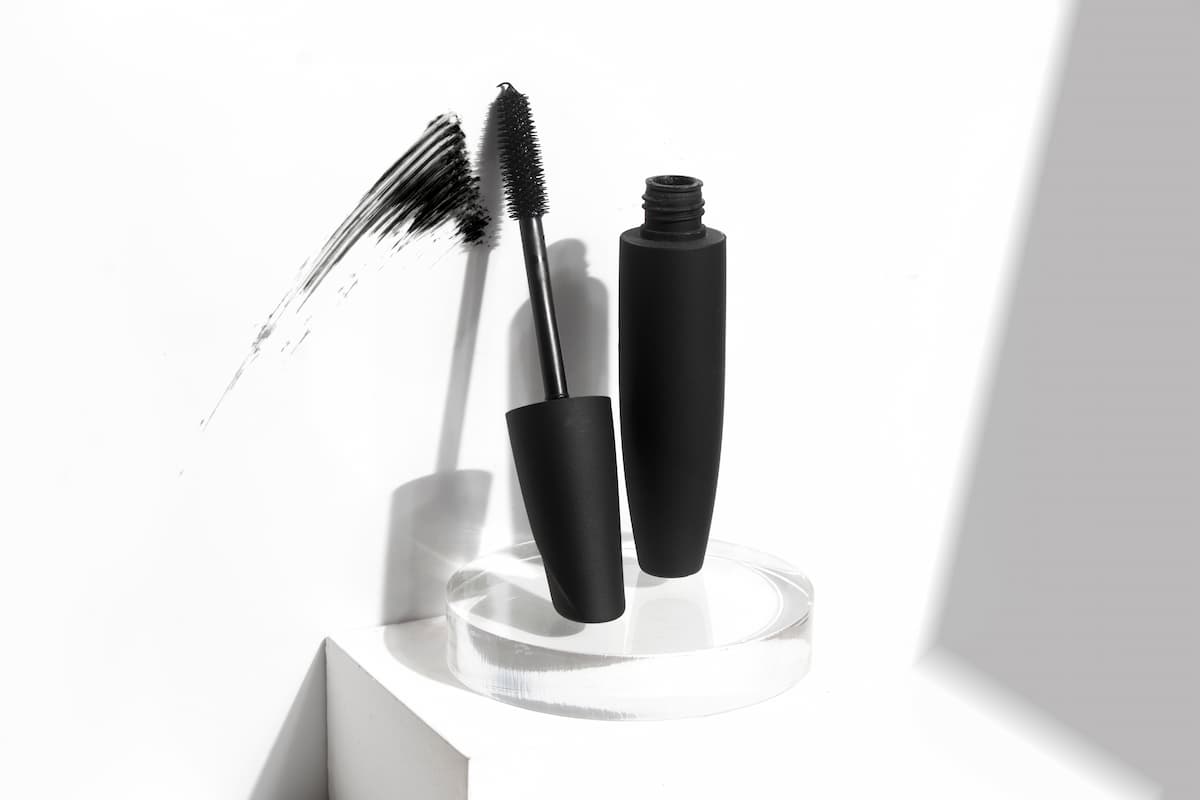 How Long Does Mascara Last? + How To Tell if It's Expired