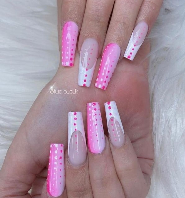41 Gorgeous Pink and White Nails You'll Want To Get Right Now!