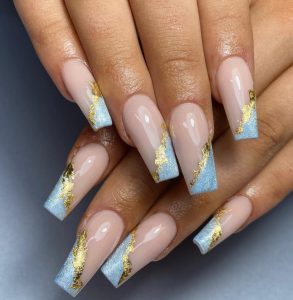 40 Stunning Blue and Gold Nails for a Luxurious Mani