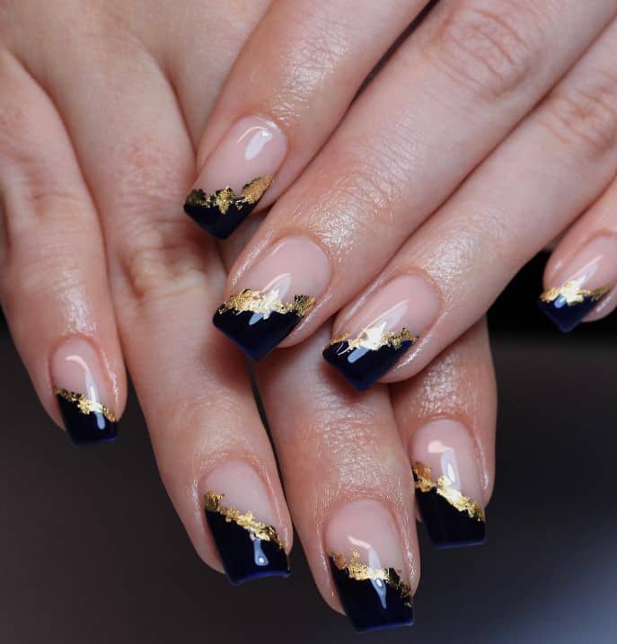 40 Stunning Blue and Gold Nails for a Luxurious Mani