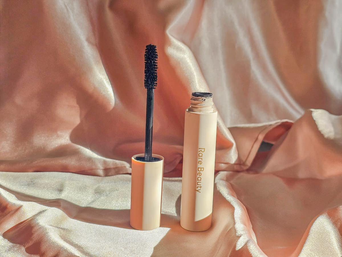 15 Top Mascaras for Short Lashes To Achieve the Ultimate Curl