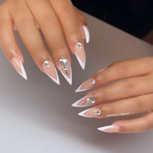 35 Short Stiletto Nails With Classy and Trendy Designs