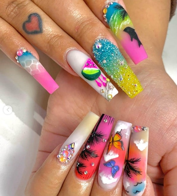 33 Short Acrylic Nails That Are Super Pretty - Inspired Beauty