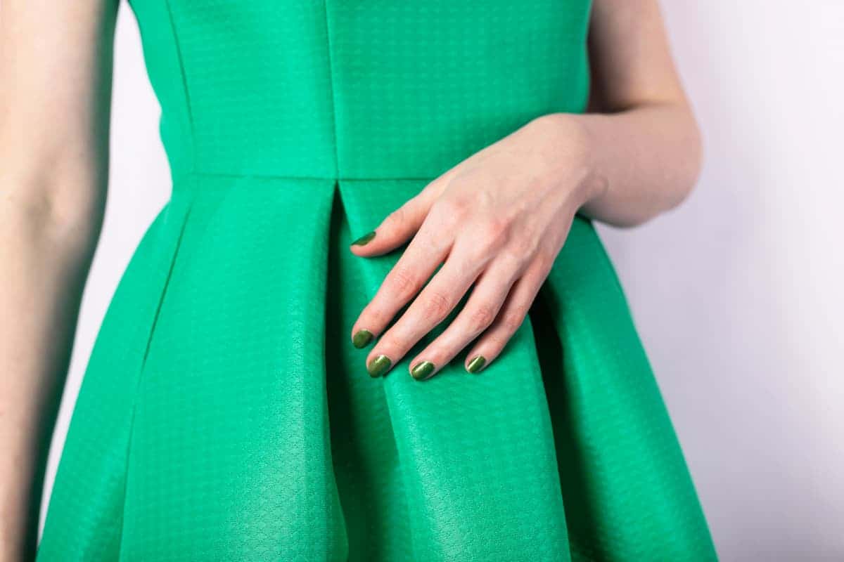 5 Tips for Matching Your Nail Color to Your Outfit - wide 2