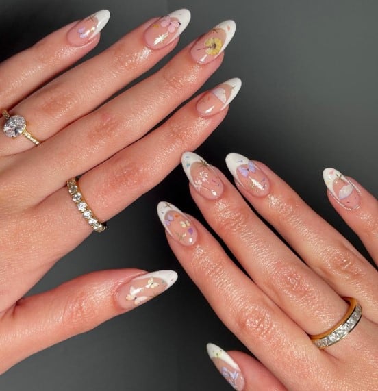 Nude/white nails | Nagels