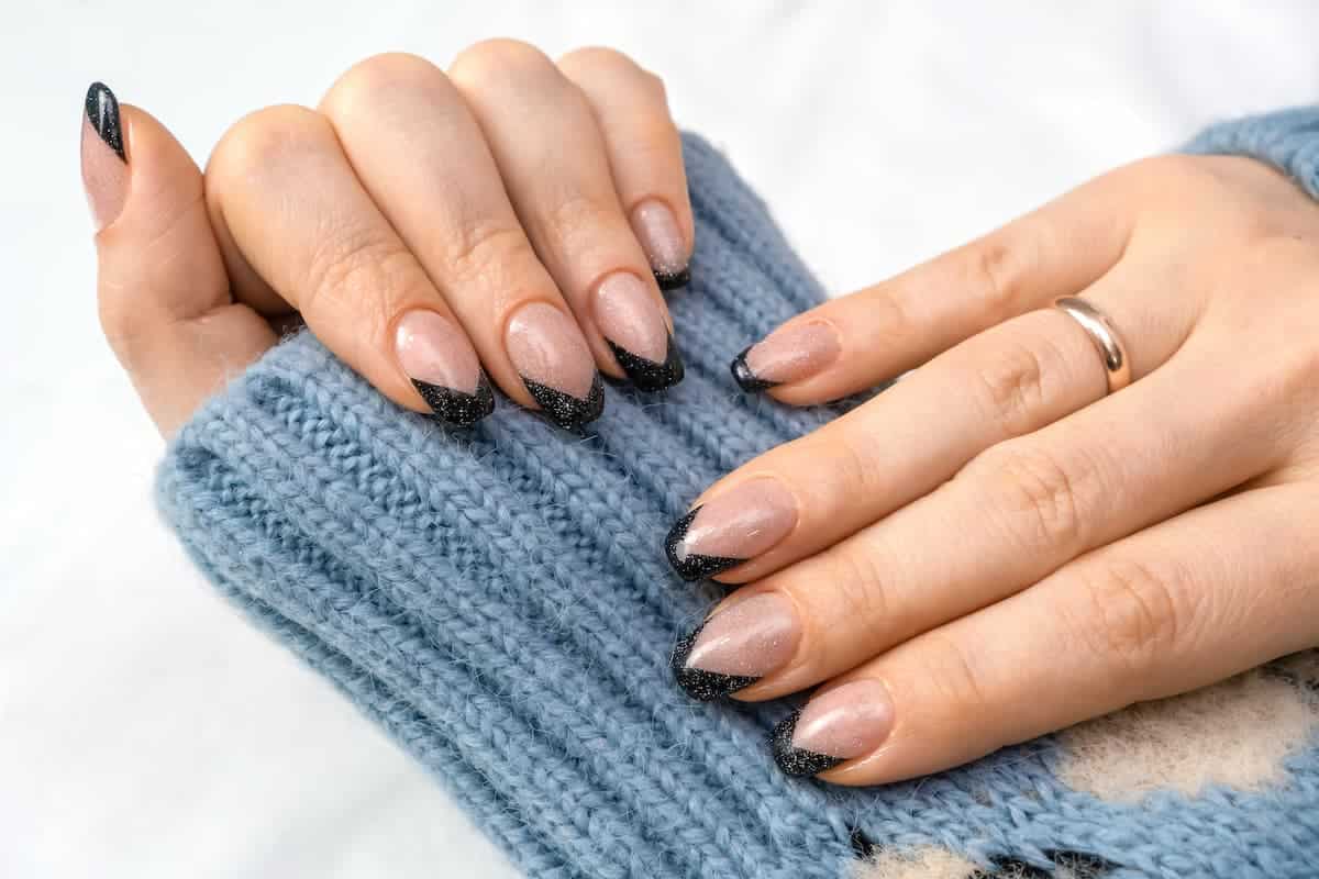 17 Black French Tip Nails Bring the Goth Back to Your Manis