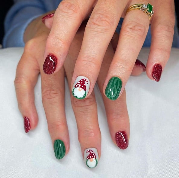 Sweaters design with green glitter nails by Ken @Minynails502 : r/Nails