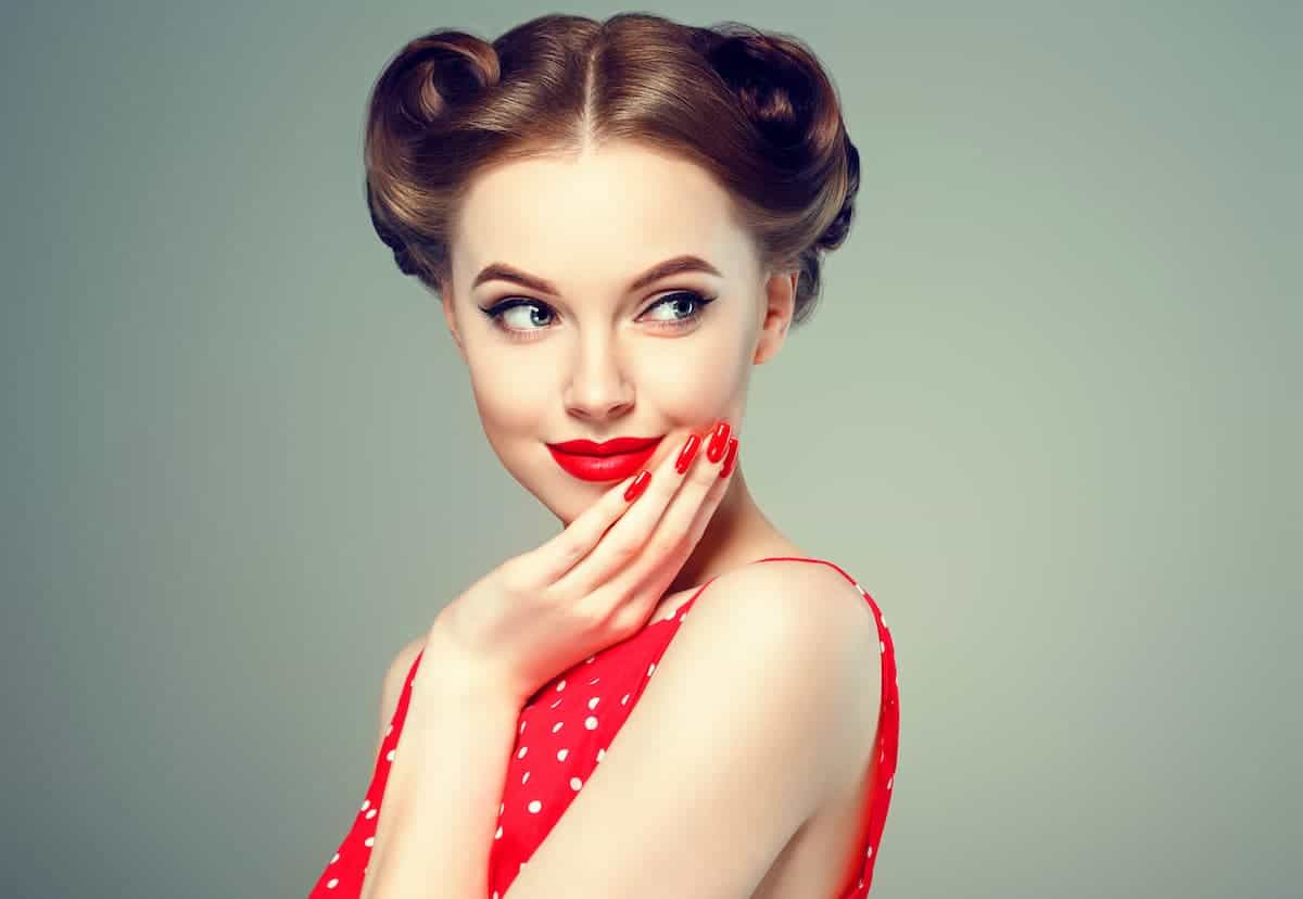 The Top Nails for a Red Dress? Our Tips and Top Picks!