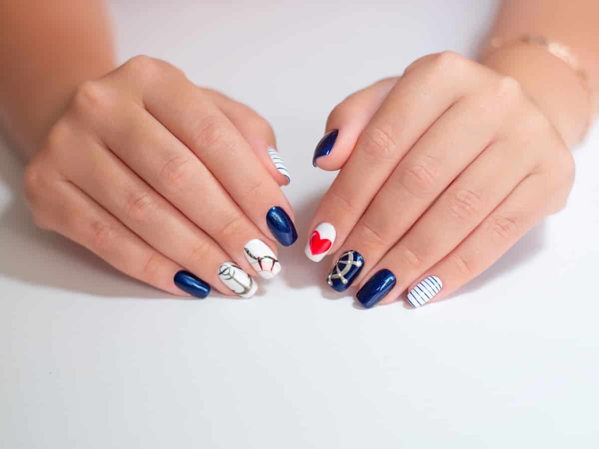 40 Fun Cruise Nails: Perfect for Summer
